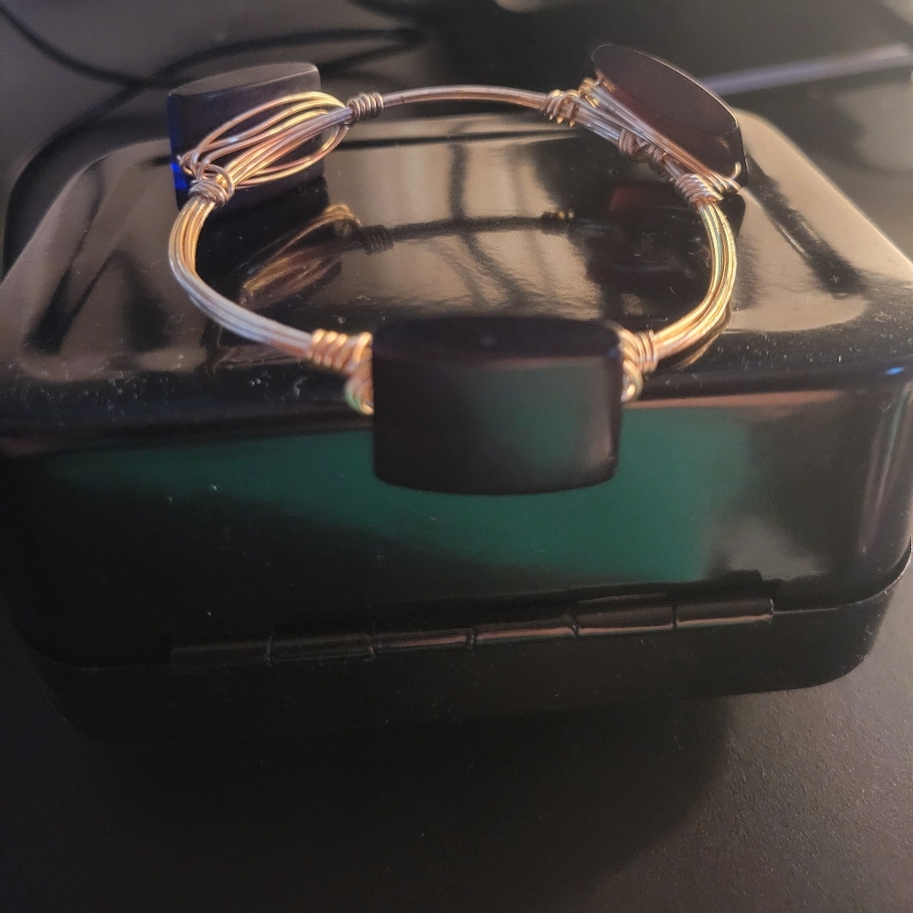5/$25 Bourbon and Bowties Elegant Black Square and Gold Wire Bracelet